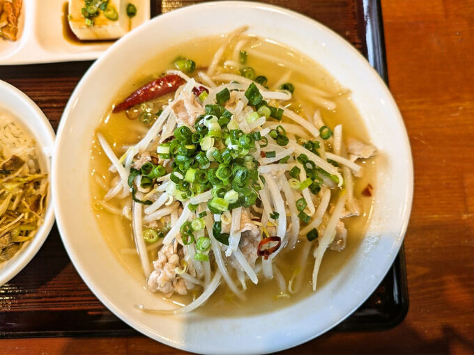 しおベトラーメン・ねぎチャー丼