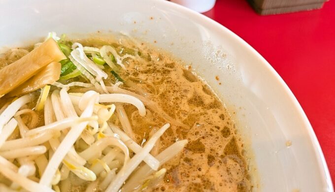 味噌ラーメンとチャーシュー丼