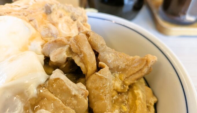 海老タレカツと親子丼の合い盛り丼