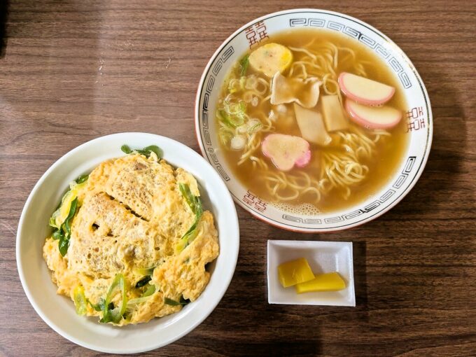 中華そばとカツ丼