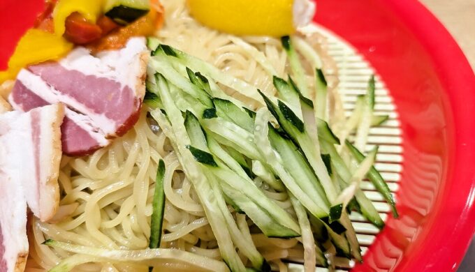 スペイン風冷しトマトつけ麺