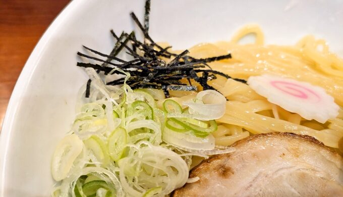冷し煮干しつけ麺
