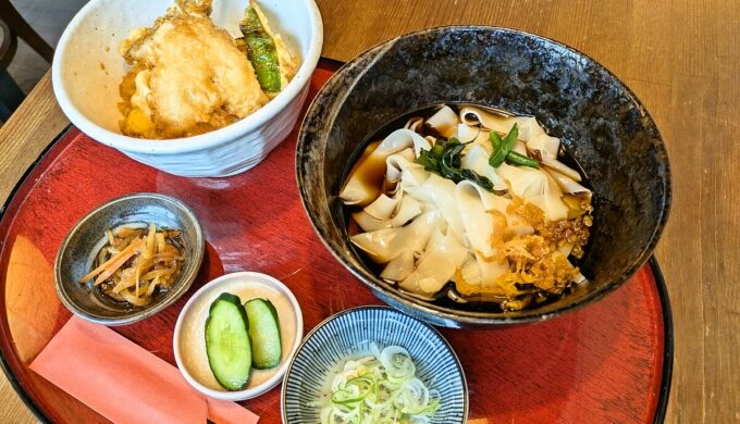 きしめん（ころ）+きすとメゴチと穴子の天丼