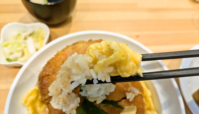 特製リブロースかつ丼上