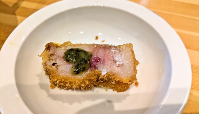 特製リブロースかつ丼上