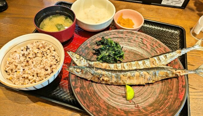 生さんまの炭火焼き