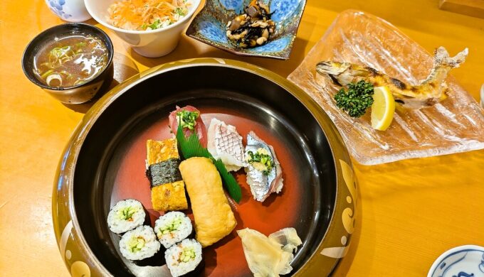 せせらぎ鮎御膳
