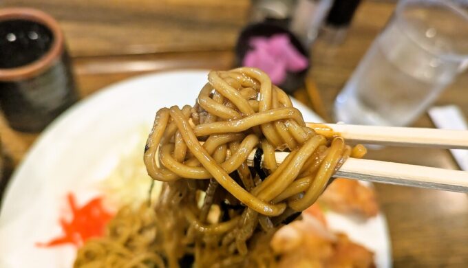 焼きそば+からあげ定食