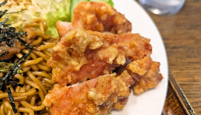 焼きそば+からあげ定食