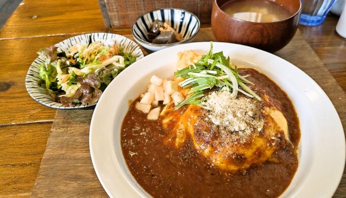 オムカレー