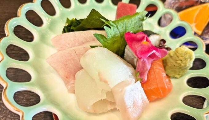 お刺身とメインが選べるランチ