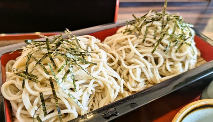 ざるそばと天丼のセット