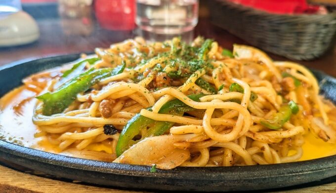 ポニぺぺミートやきそば