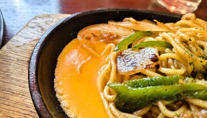 ポニぺぺミートやきそば