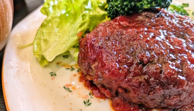 ハンバーグ定食