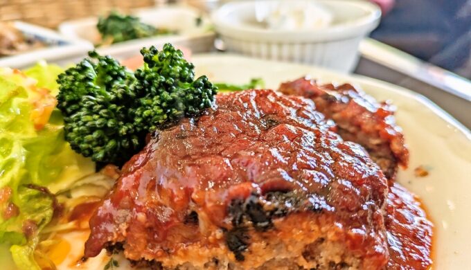 ハンバーグ定食