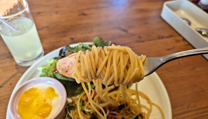 モーニングパスタセット「ベーコンときのこの醤油ソース」