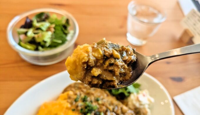 麻辣担々オムライス