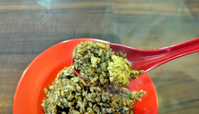 漆黒の鶏炒飯+中華風鶏汁