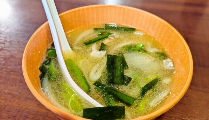 漆黒の鶏炒飯+中華風鶏汁