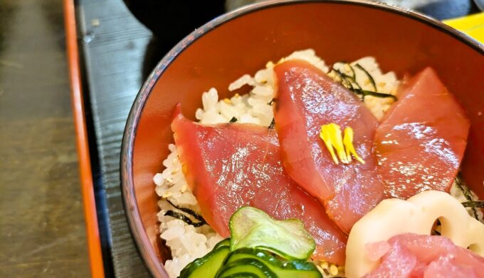 まぐろ尽くし定食