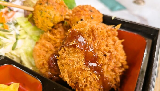 メンチカツランチ