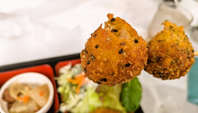 メンチカツランチ