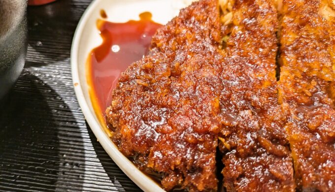 ロースとんかつ定食