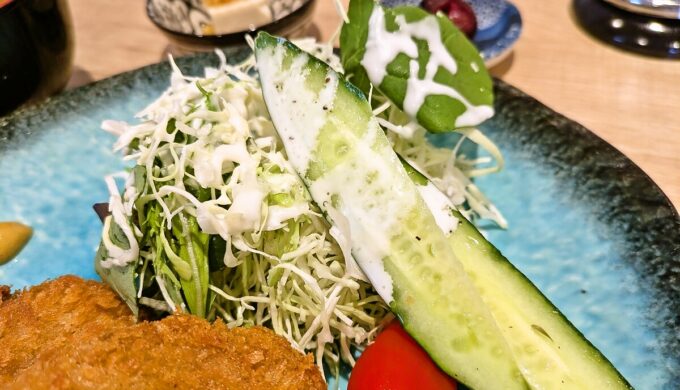 メンチカツランチ
